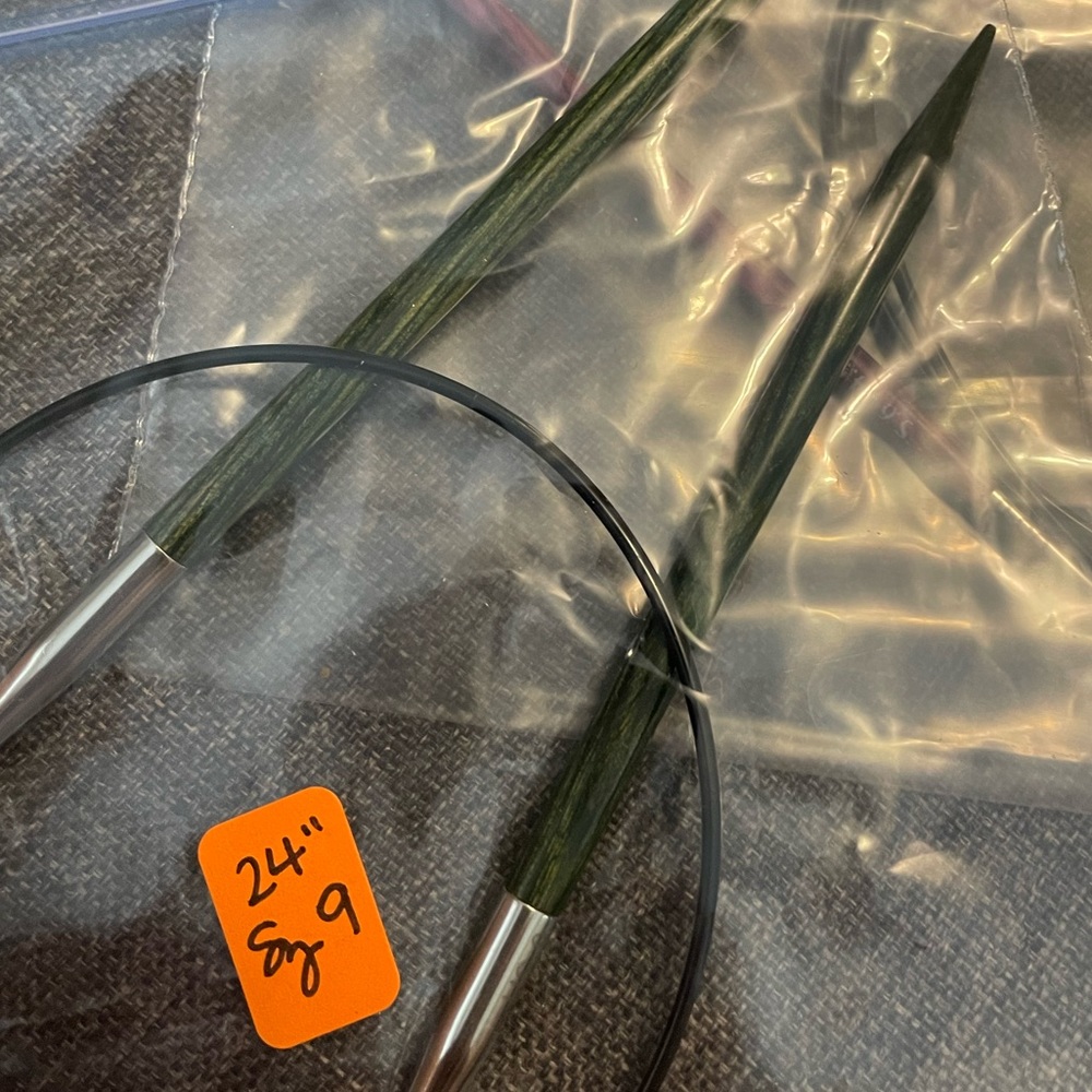 5 Circular Wooden Knitting Needles